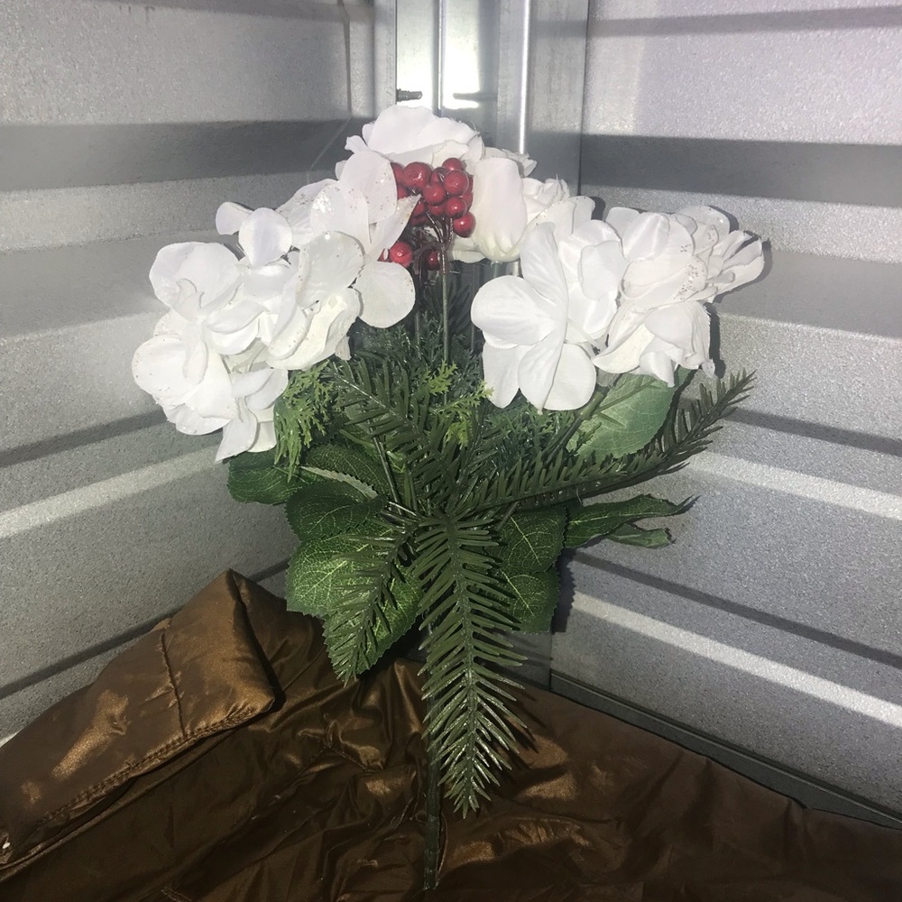 Ashland faux Christmas bouquet decoration